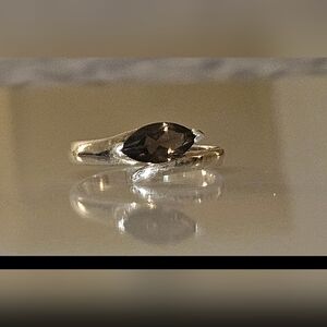 Elegant Silver and Brown Women's Ring